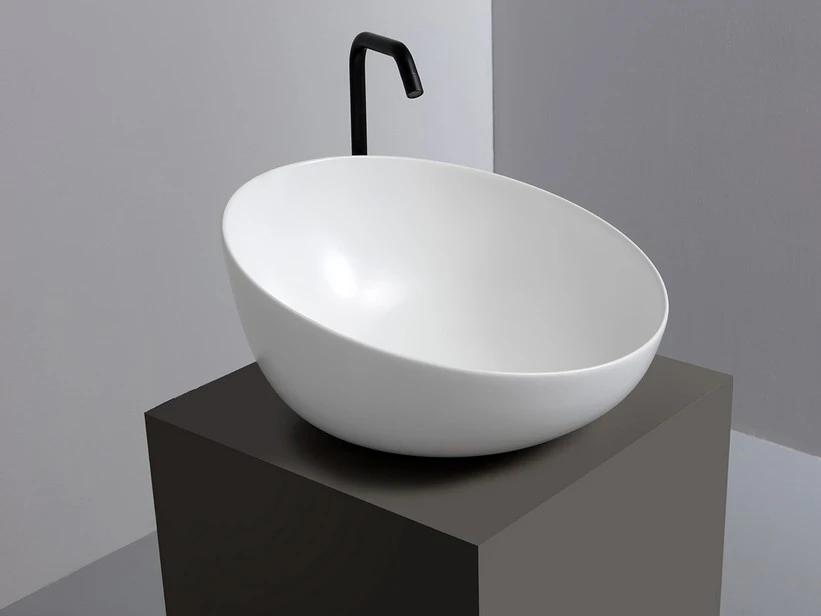Lavabo Da Appoggio Dome Obliquo Ø45 H24 In Ceramica Bianco Lucido 1 Lavabo Da Appoggio Dome Obliquo Ø45 H24 In Ceramica Bianco Lucido